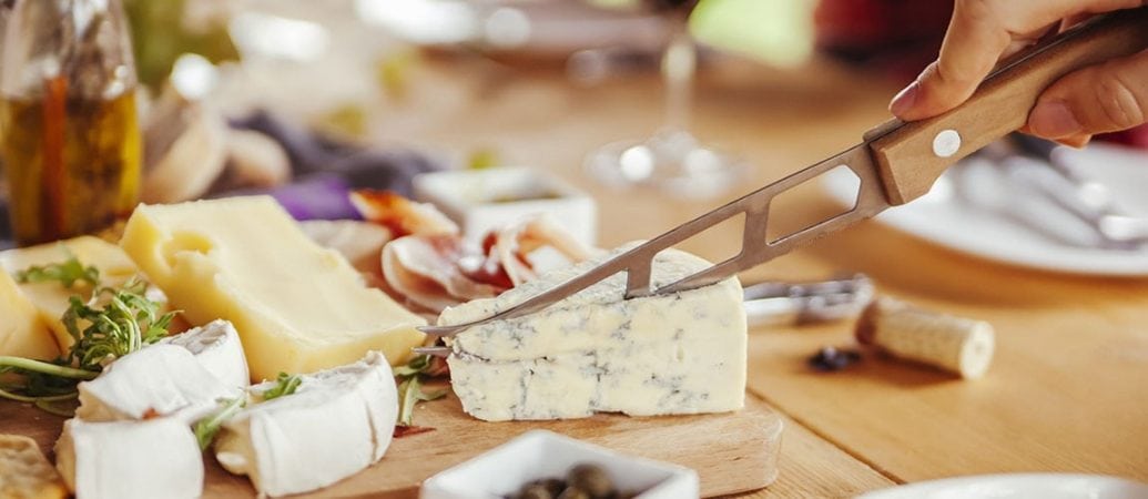 Eine neue Studie besagt, dass der Verzehr von Käse die Herzgesundheit schützt